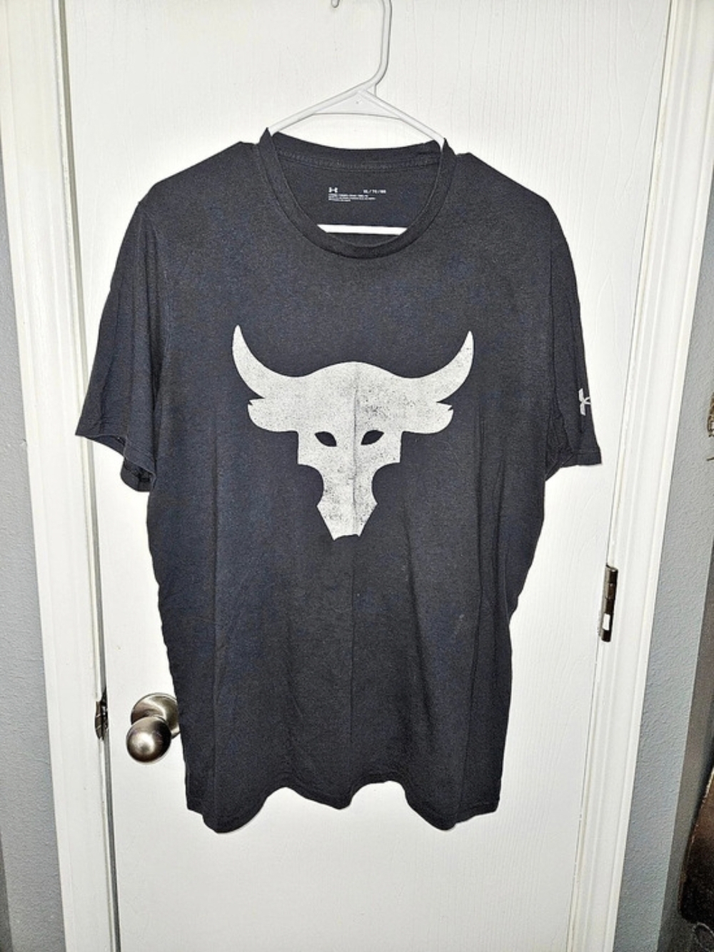 Under Armour Project Rock Brahma Bull Graphic Short-Sleeve T-Shirt Tee Men's XL